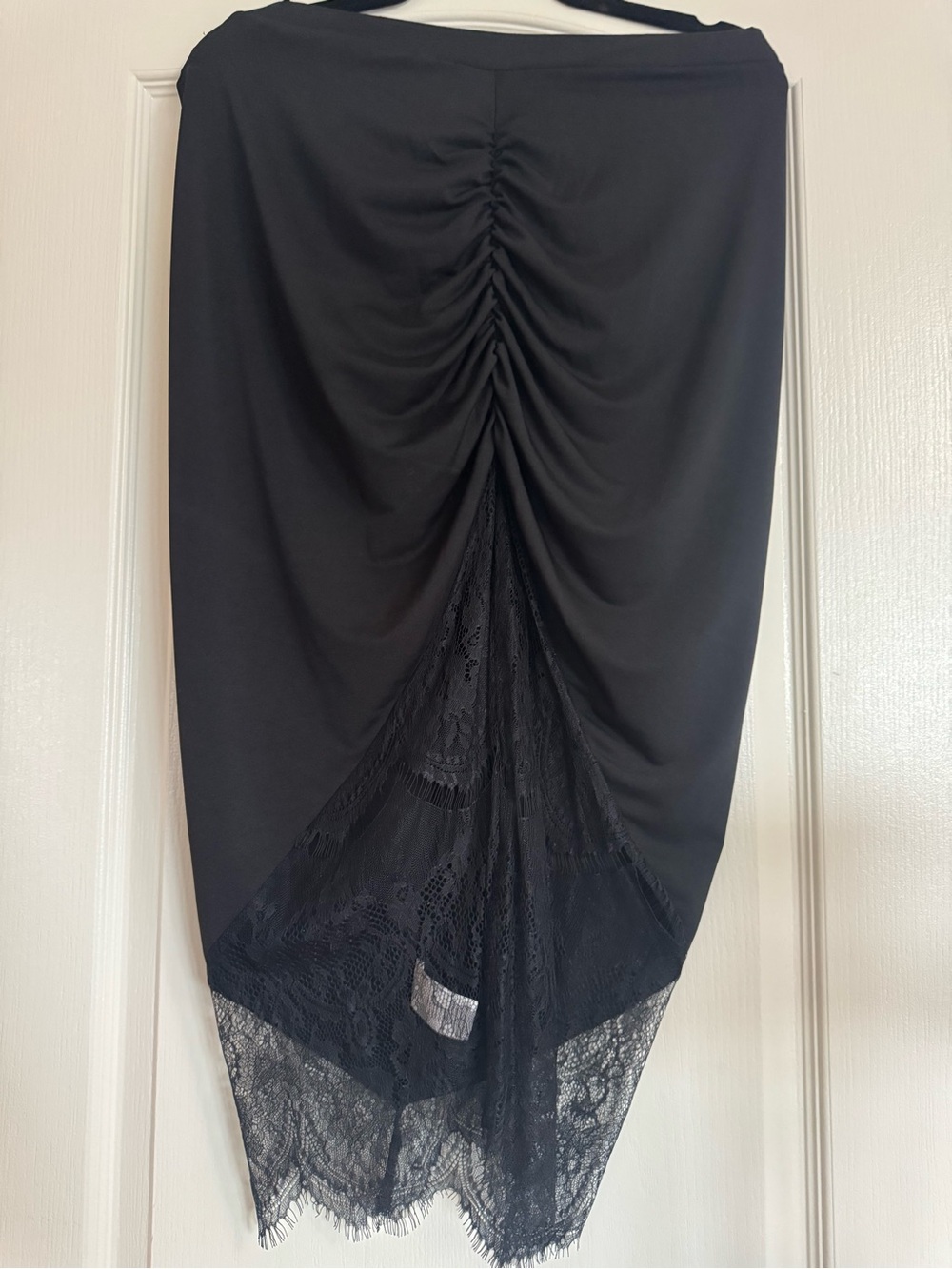 Venus Black Ruched Midi Skirt with Eyelash Lace Hem | Size Large